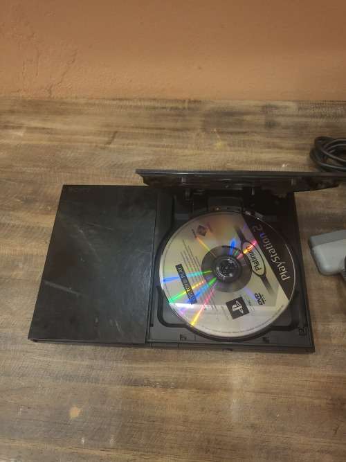 PLAYSTATION 2 SLIM WITH POWER SUPPLIES AND 2 X CONTROLLERS & MEMORY CARD EXPANDER(WORKING)