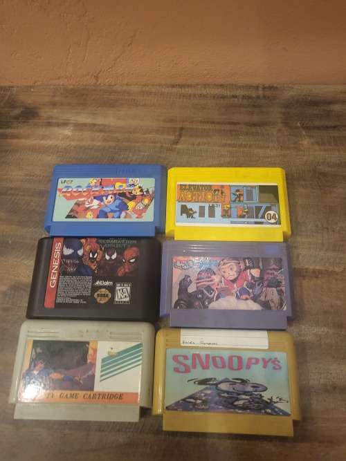 HITEX TV GAME - COMES WITH POWER SUPPLIES, 2XJOYSTICK & 6 GAMES - NOT TESTED - SELLING AS IS