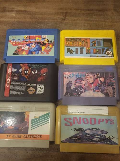 HITEX TV GAME - COMES WITH POWER SUPPLIES, 2XJOYSTICK & 6 GAMES - NOT TESTED - SELLING AS IS