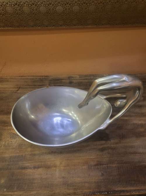 CAROL BOYES STYLE FRUIT BOWL