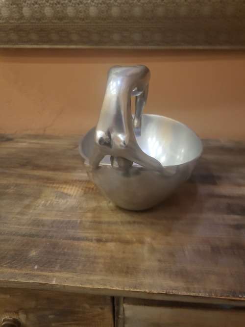 CAROL BOYES STYLE FRUIT BOWL