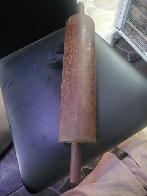 VINTAGE SOLID WOOD PIZZA ROLLING PIN (50CM X 8CM)