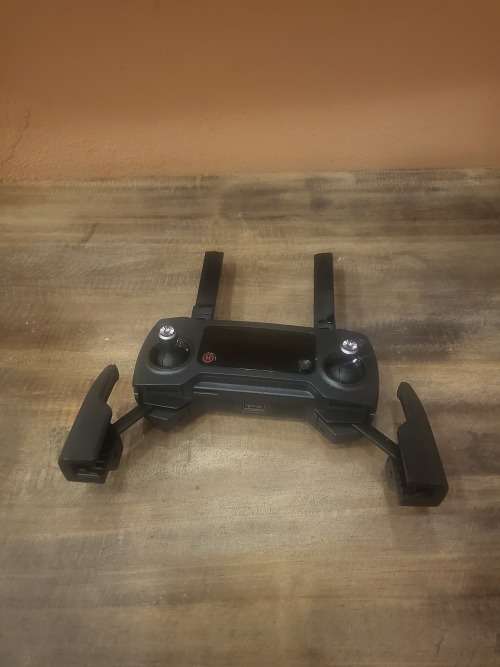 DRONE MAVIC PRO REMOTE DJ1 (NOT TESTED - DECEASED ESTATE)
