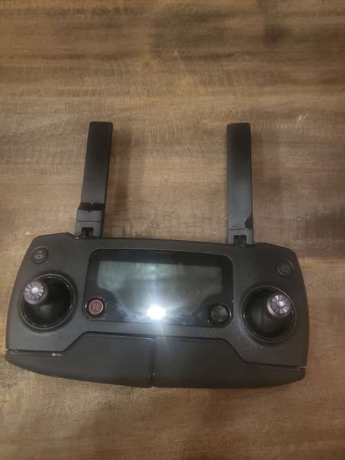 DRONE MAVIC PRO REMOTE DJ1 (NOT TESTED - DECEASED ESTATE)