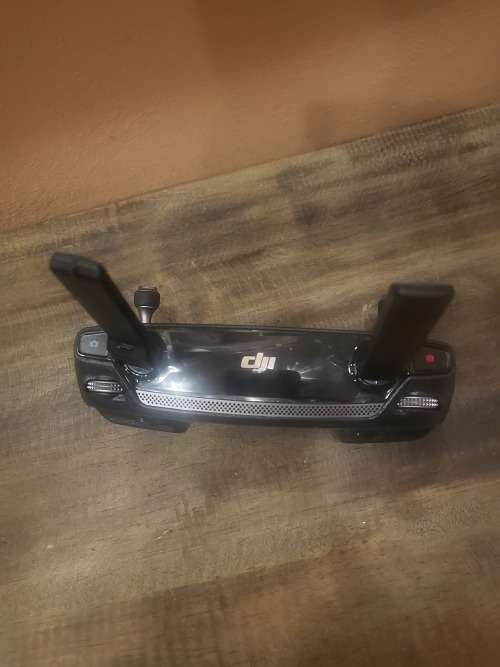 DRONE MAVIC PRO REMOTE DJ1 (NOT TESTED - DECEASED ESTATE)