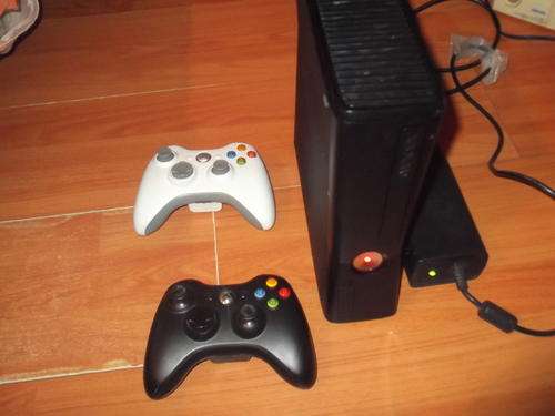 Xbox 360 slim to use as spares (RROD)