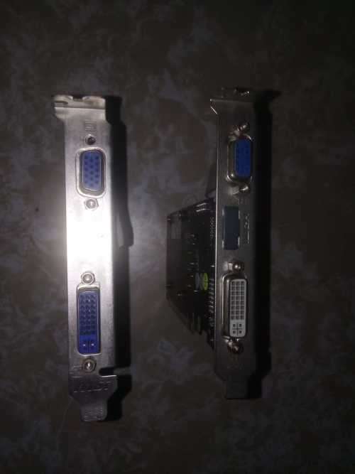 2 x Graphics Cards (1 x GeForce 8400 GS 512mb & 1 x GT210 1GB)