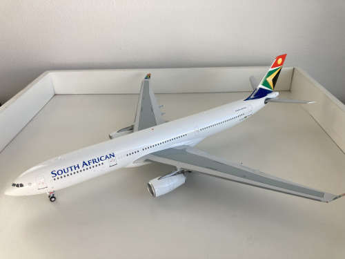 SAA South African Airways Airbus A330-300 diecast model 1:200 scale