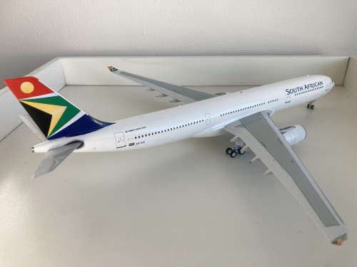 SAA South African Airways Airbus A330-300 diecast model 1:200 scale