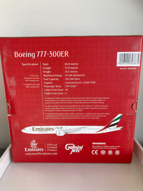 Emirates Boeing 777-300 diecast 1:200 model