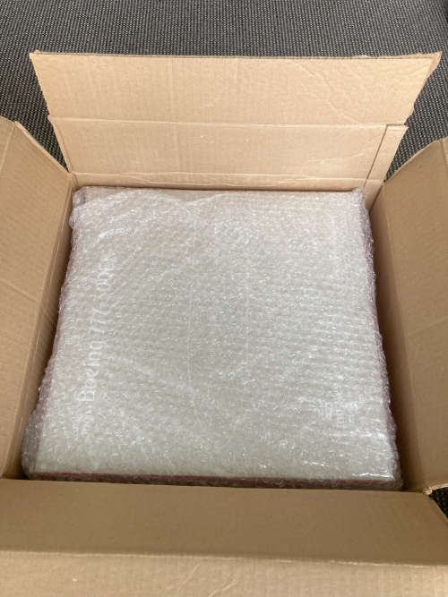 Emirates Boeing 777-300 diecast 1:200 model