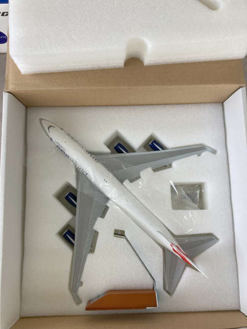 British Airways 747 aircraft model 1:200 scale