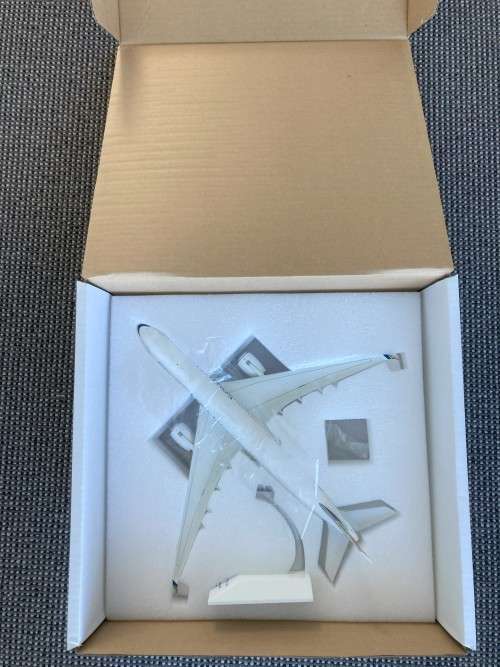 South African Airways A350 aircraft model 1:200 scale