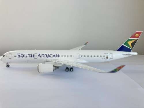 South African Airways A350 aircraft model 1:200 scale