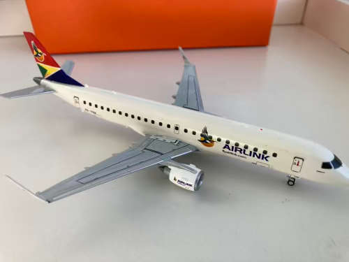 Airlink Embraer ERJ-190 aircraft model 1:200 scale