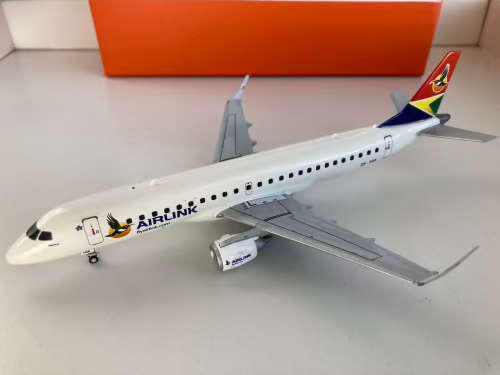 Airlink Embraer ERJ-190 aircraft model 1:200 scale
