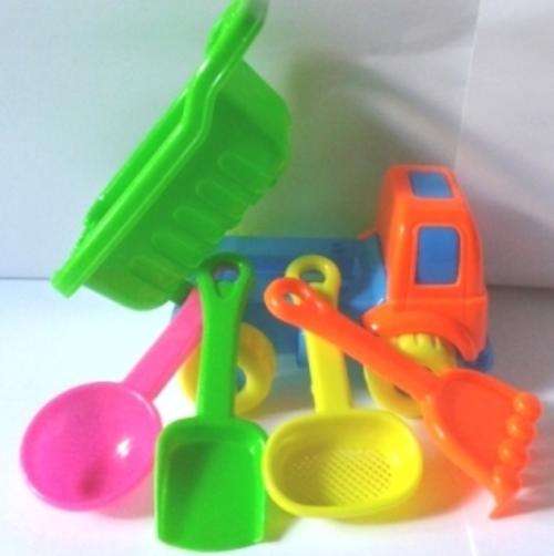 NEW SHIPPING RATES--Perfect Toddlers Beach Sand Set !! Pink