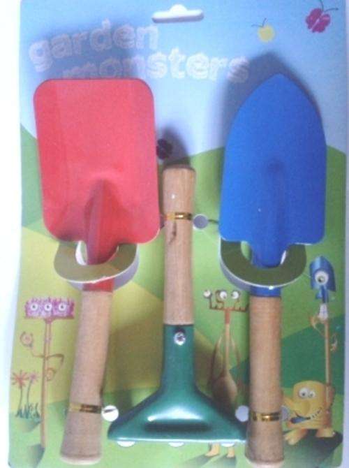 Garden Monsters - Kiddies Garden Set (metal and wooden handles)