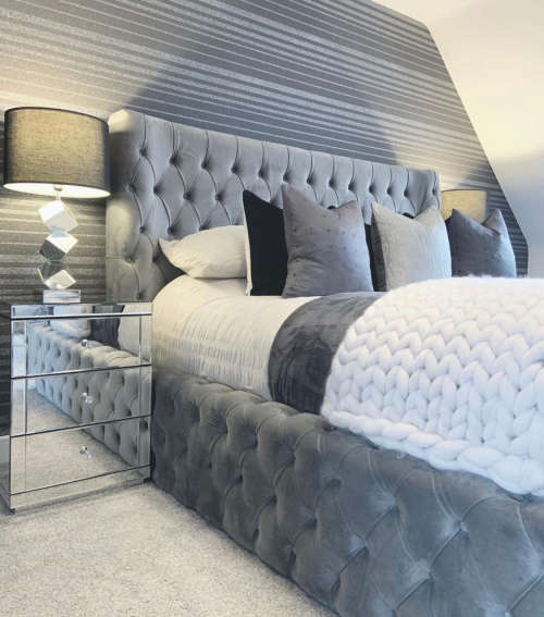 Velvet Grey Deep Button Bedroom Set **R24999!!**