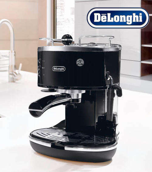 DeLonghi Espresso & Cappuccino Maker (R2499!!!)