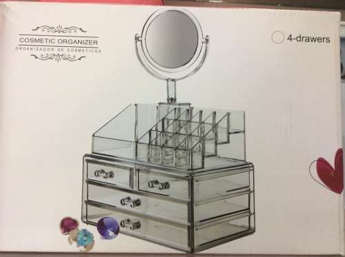 Cosmetic organizer with mirror