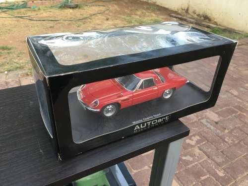 1:18 AUTOart Mazda Cosmo Sport