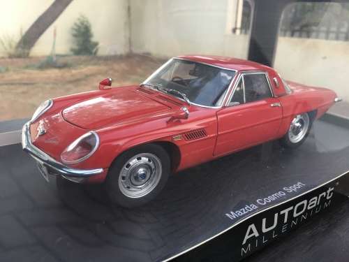1:18 AUTOart Mazda Cosmo Sport
