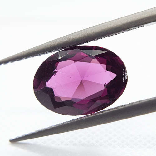 100% Natural 2.39ct Oval Purple Rhodolite Garnet - EGL CERTIFIED