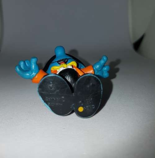 VINTAGE SMURFS ACTION FIGURE rubber toy Peyo bully West Germany schleich bow tie