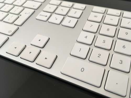 Apple Extended Aluminium USB Keyboard