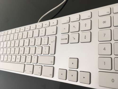 Apple Extended Aluminium USB Keyboard