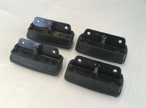 Thule 3027 Fit Kit For LAND ROVER Discovery 3 and 4