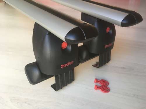 Volkswagen Golf (VII) 2013 - 2019 Mont Blanc Roof Racks #Thule