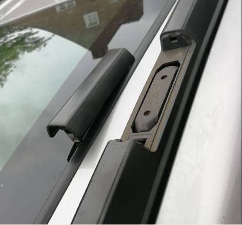 Mont Blanc Roof Racks For Nissan X-Trail 2001 - 2013 with fixed mounting points