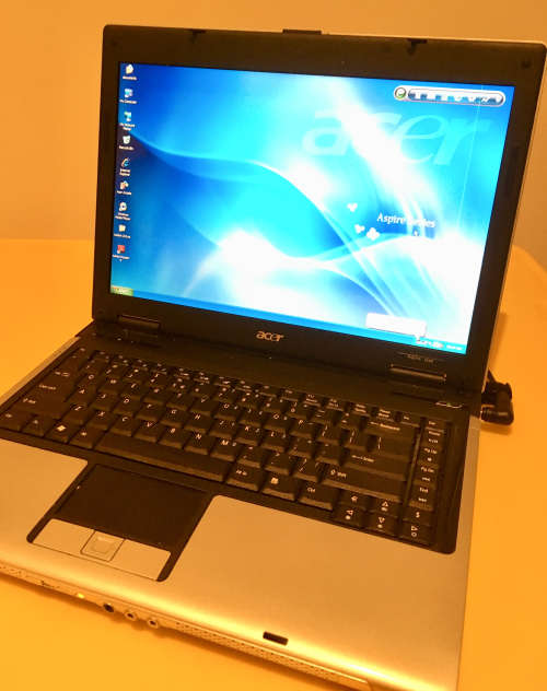 Acer Aspire 3680 laptop with charger