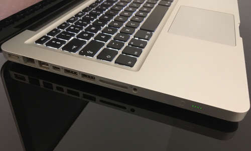 Apple MacBook Pro 13 inch in EXCELLENT condition