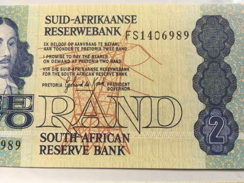 Uncirculated Crisp R2 Notes (Gerhard de Kock) Sequential Serial Numbers