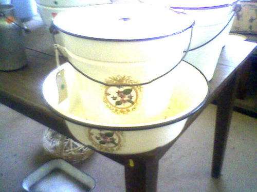 White and  floral enamel set