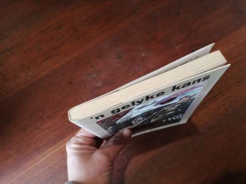 `N GELYKE KANS - Jeanne Goosen