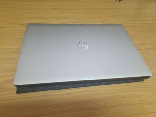 DELL XPS 15 7590 ** CORE i7 9750H ** GTX 1650 4G ** 512GB SSD ** 16GB RAM** 15.6` INFINITY EDGE **