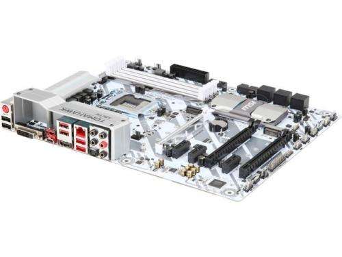 MSI Z270 TOMAHAWK ARCTIC ** GAMING MOTHERBOARD ** GOOD CONDITION ** WARRANTY