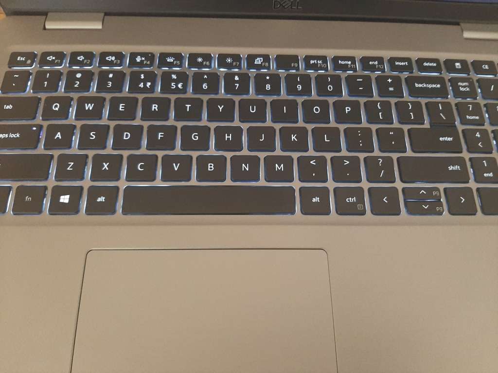 DELL LATITUDE 5521 ** i7 11850H ** 32GB RAM  ** 512GB SSD NVMe ** 15.6` FULL HD ** WARRANTY  2024**