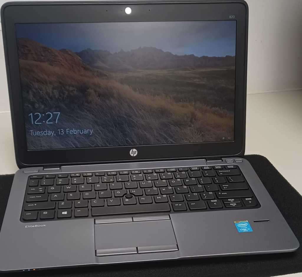 For Sale - HP EliteBook 820 G1 | i7 | 12GB RAM| 120GB Hard Drive | Win 10 Pro