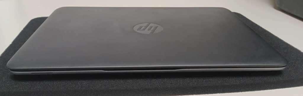 For Sale - HP EliteBook 820 G1 | i7 | 12GB RAM| 120GB Hard Drive | Win 10 Pro