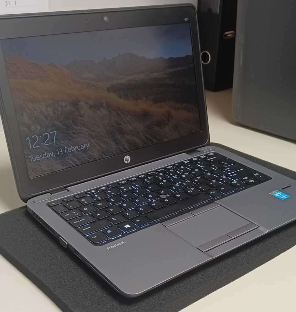 For Sale - HP EliteBook 820 G1 | i7 | 12GB RAM| 120GB Hard Drive | Win 10 Pro