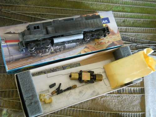 HO scale Athearn "blue box" EMD GP38-2 diesel locomotive