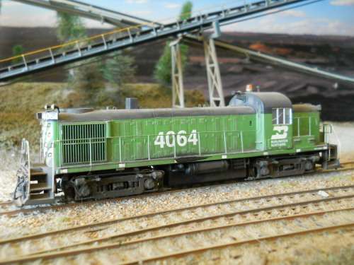HO scale diesel locomotive