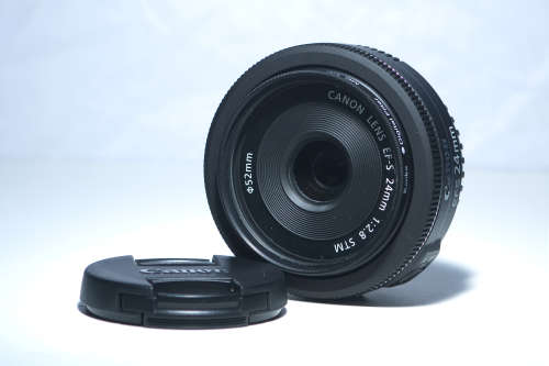 **MINT CONDITION** Canon 24mm f2.8 Pancake Lens