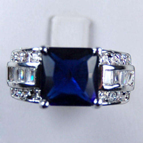 Beautiful 14kt white gold and 5.1ct lab sapphire ring.