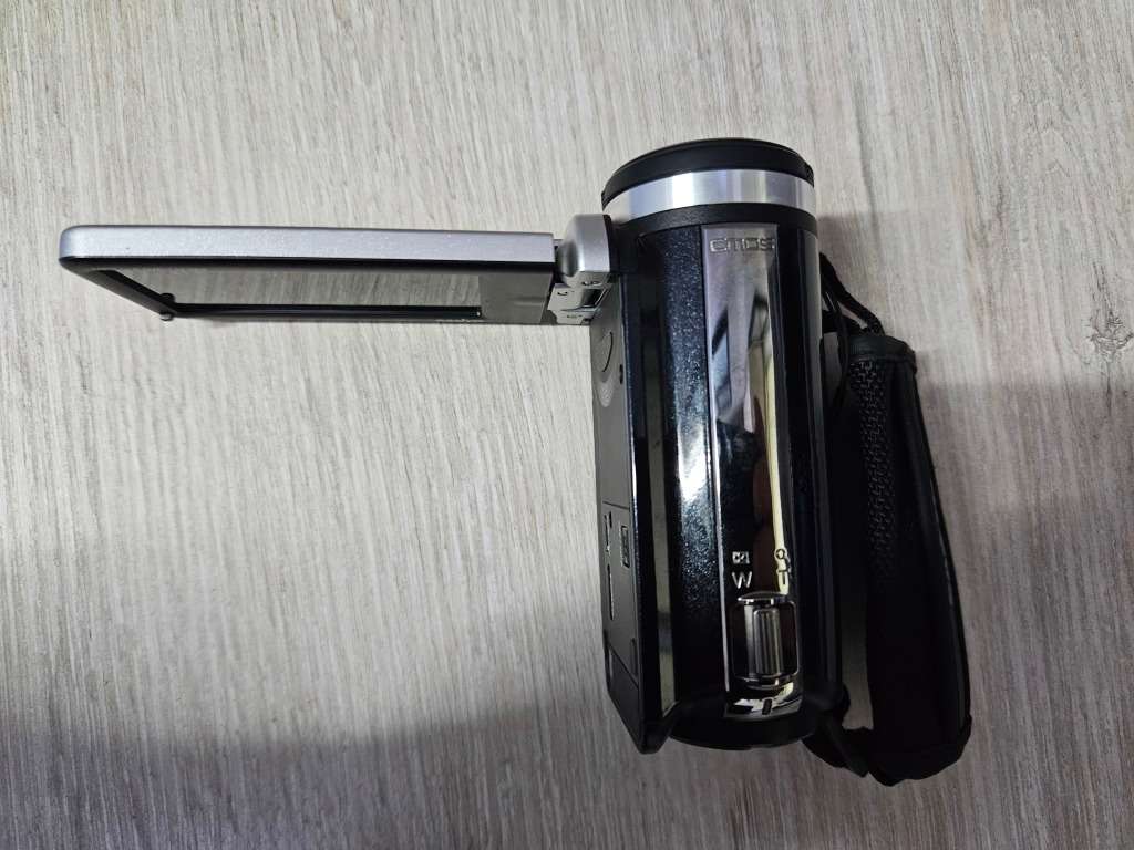 Sanyo Xacti Dual Camera